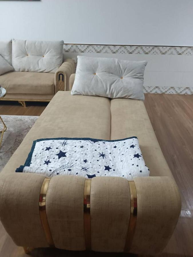 شقة كبيرة وفخمة Large And Luxury Two Bedroom Ajman Exterior foto