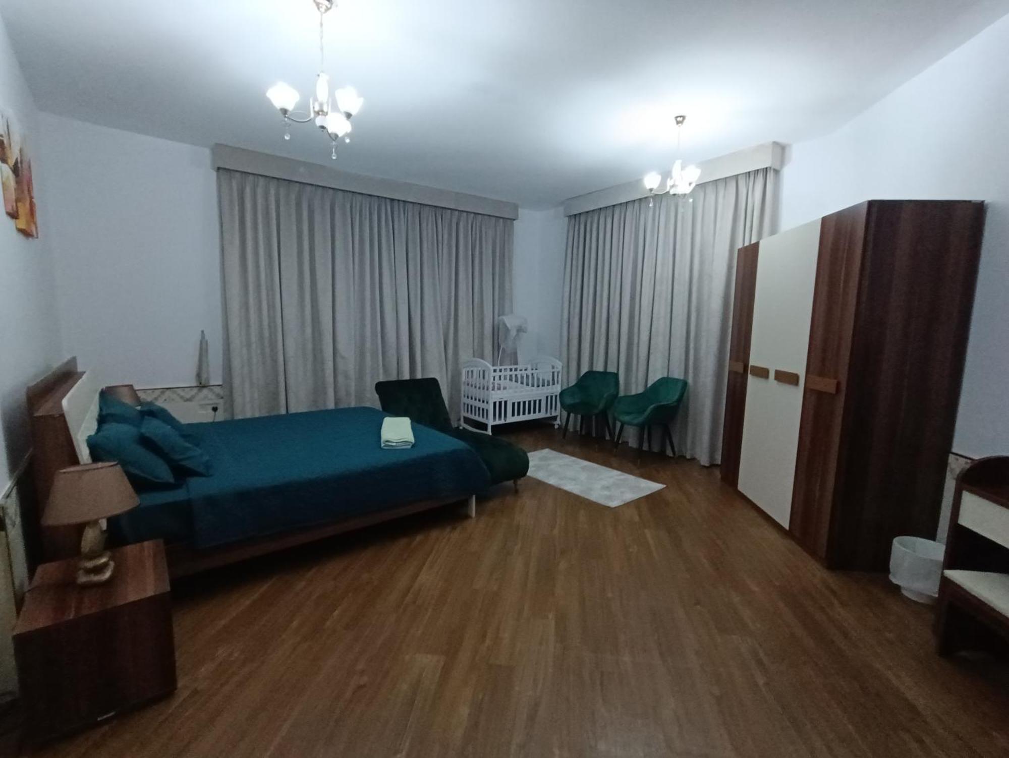 شقة كبيرة وفخمة Large And Luxury Two Bedroom Ajman Exterior foto
